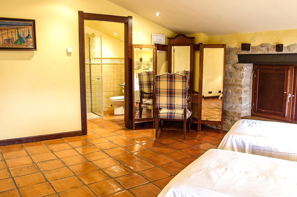 Hotel Rural Nobles De Navarra Áibar Kültér fotó