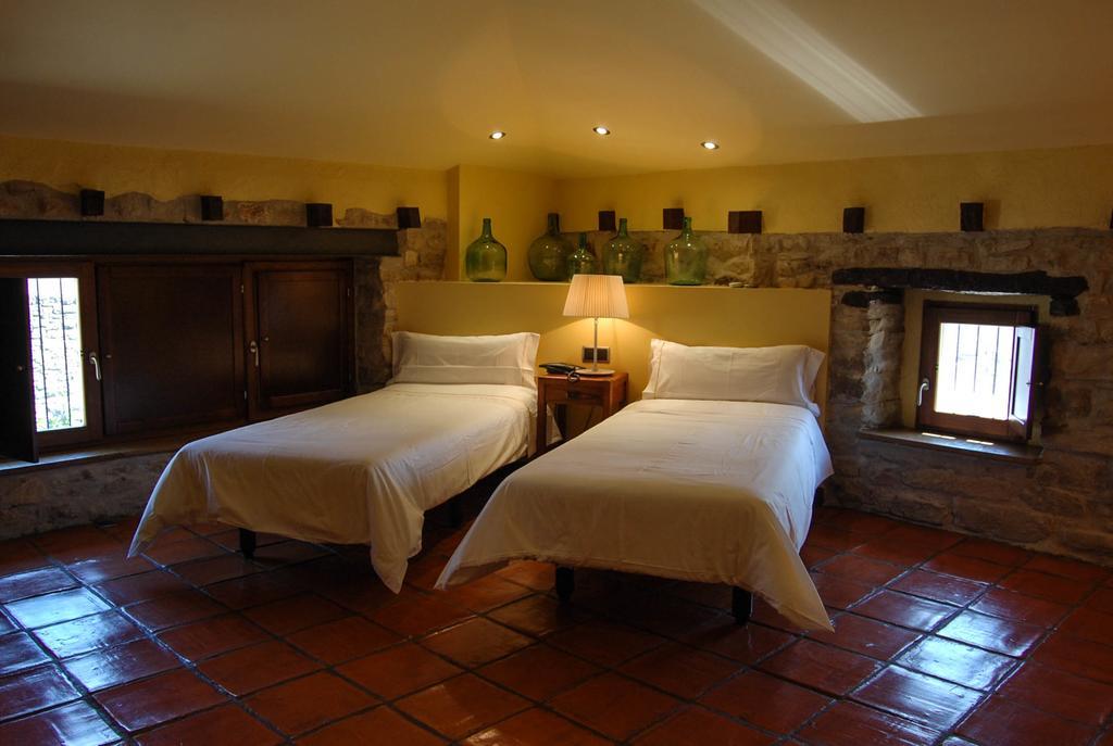 Hotel Rural Nobles De Navarra Áibar Kültér fotó