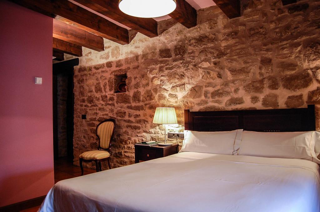 Hotel Rural Nobles De Navarra Áibar Kültér fotó